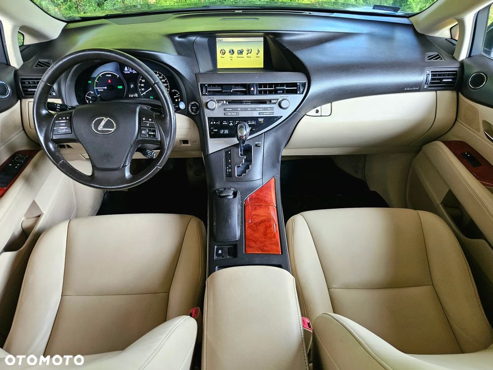 Lexus RX - 24