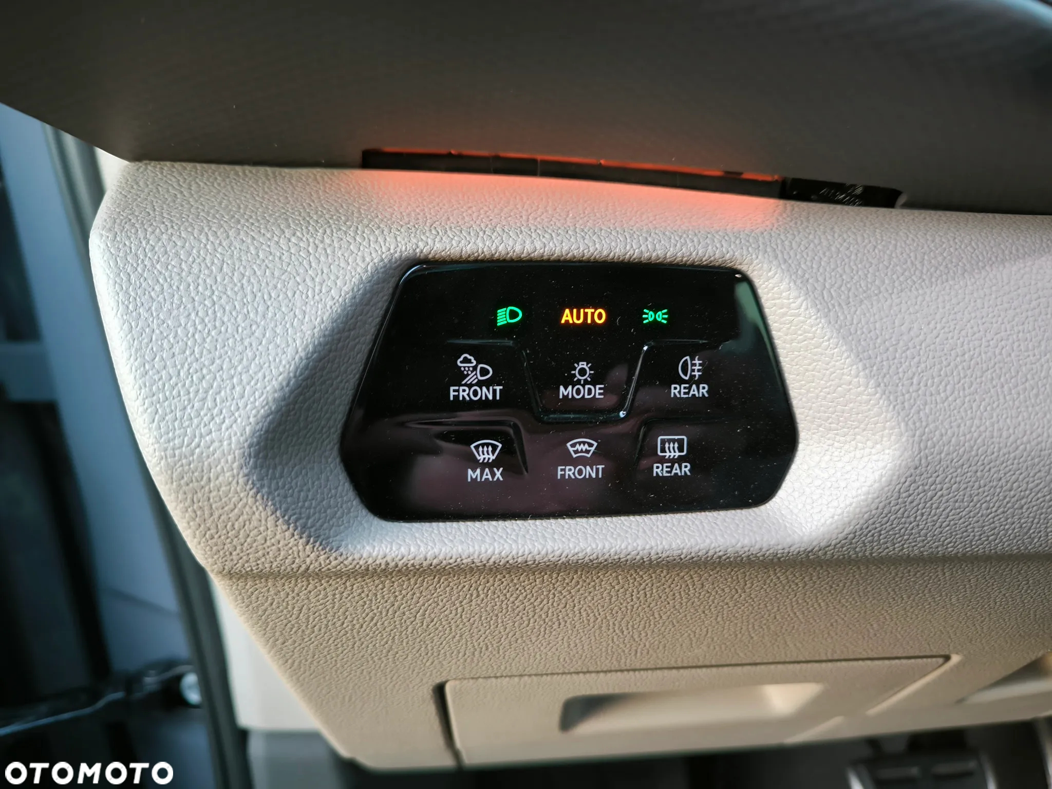 Volkswagen Multivan 2.0 TSI L2 Style DSG - 20