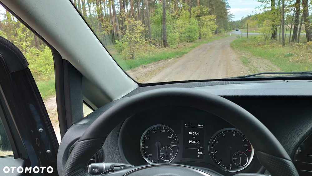 Mercedes-Benz Vito - 14