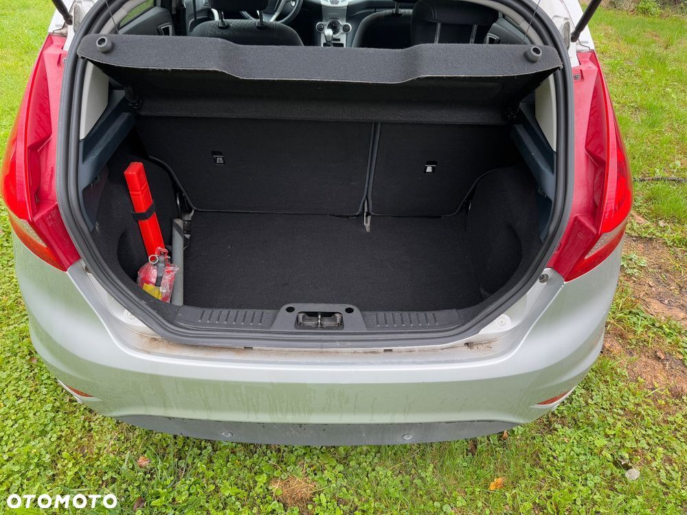 Ford Fiesta - 7