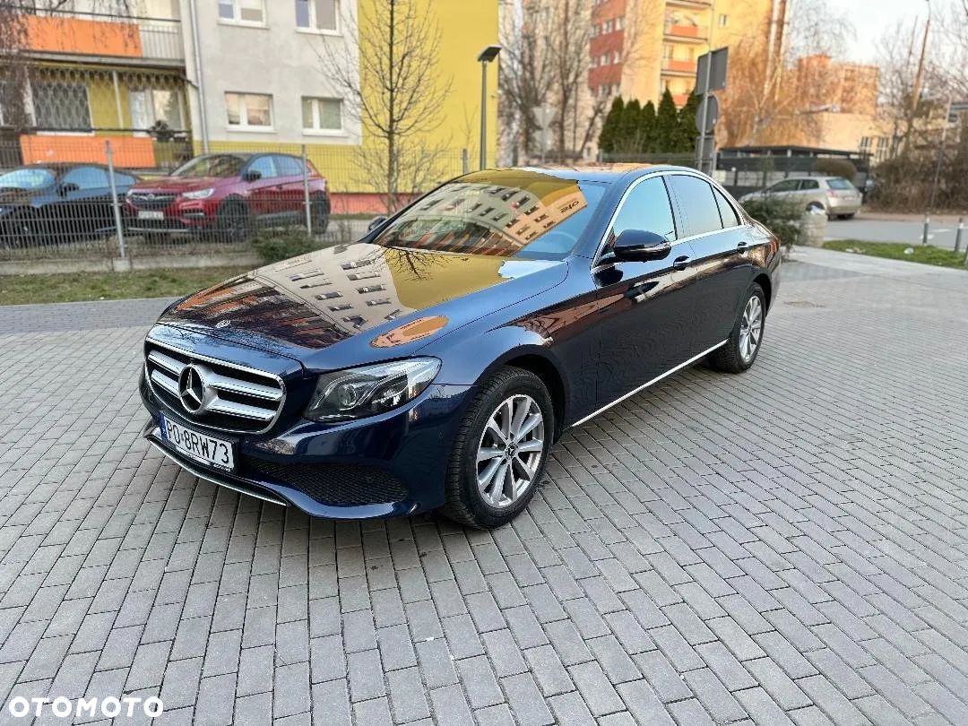 Mercedes-Benz Klasa E 220 d 4-Matic Business Edition 9G-TRONIC - 1
