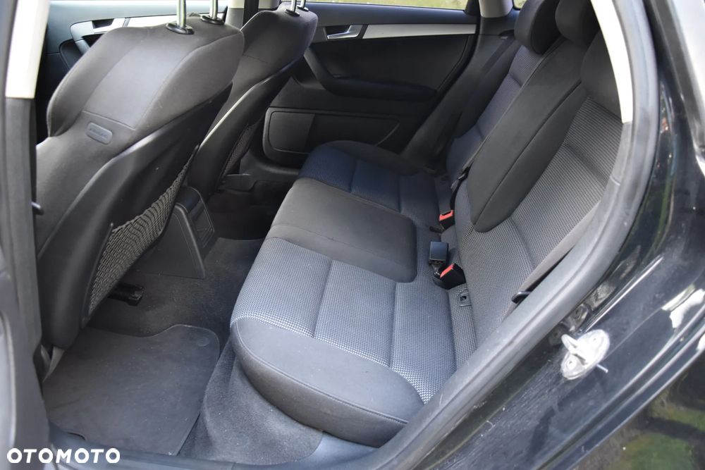 Audi A3 Sportback 2.0 TDI DPF quattro Attraction - 24