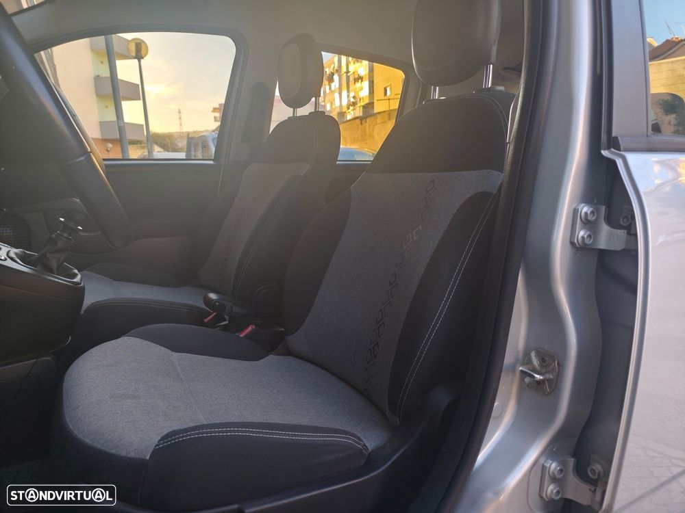 Fiat Panda 1.2 Lounge S&S - 9