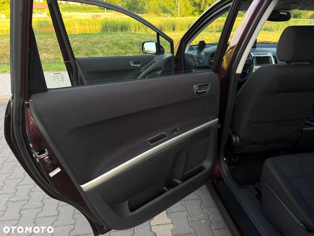 Toyota Corolla Verso 1.8 Premium + 7os MM - 4