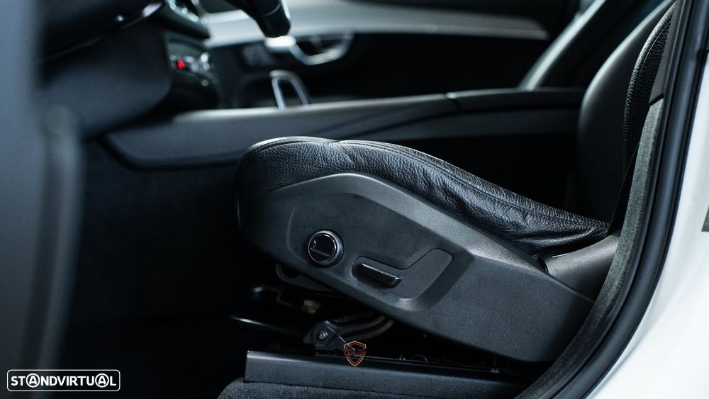 Volvo XC 90 2.0 T8 PHEV Inscription Expression AWD - 21