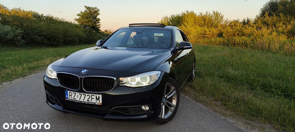 BMW Seria 3 328i xDrive Sport Line - 4