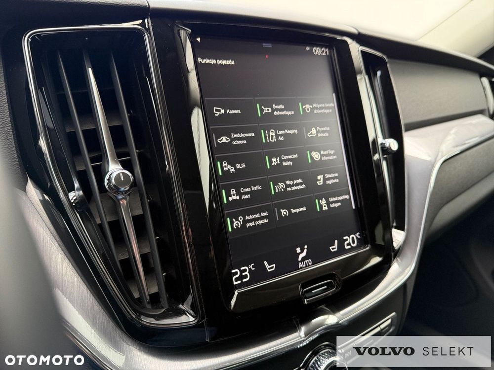 Volvo XC 60 - 21
