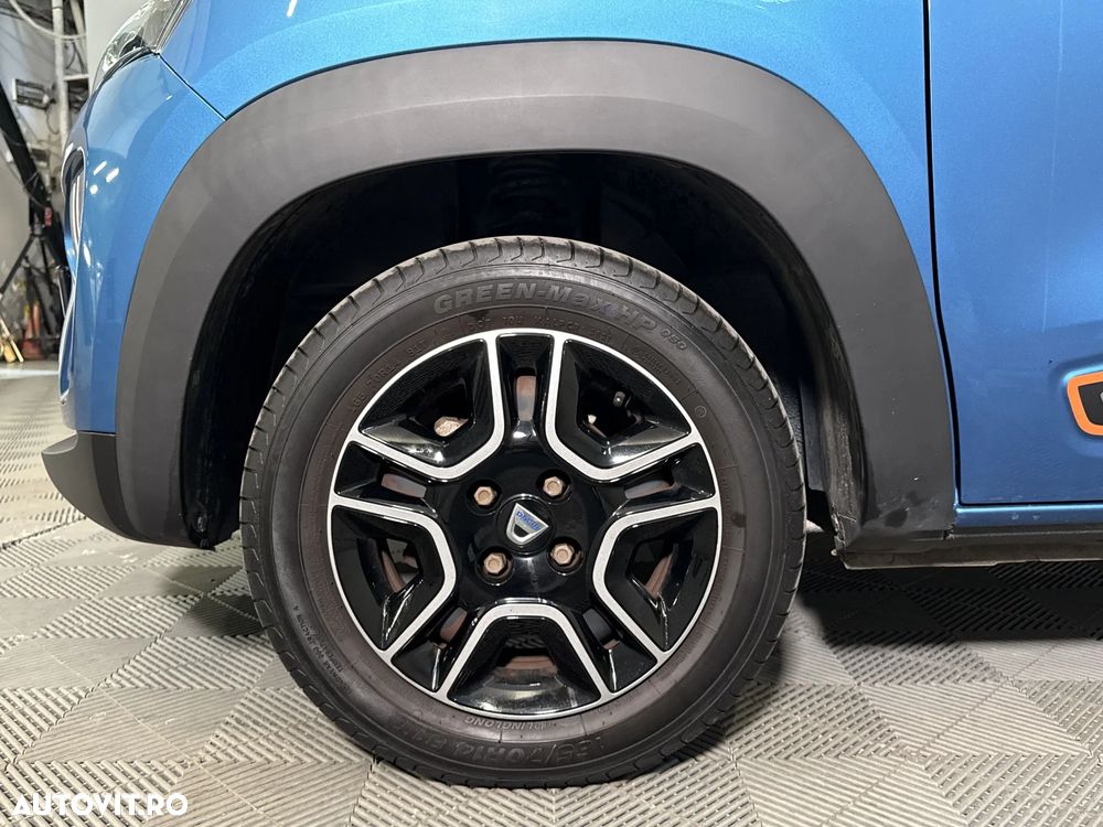 Dacia Spring - 14