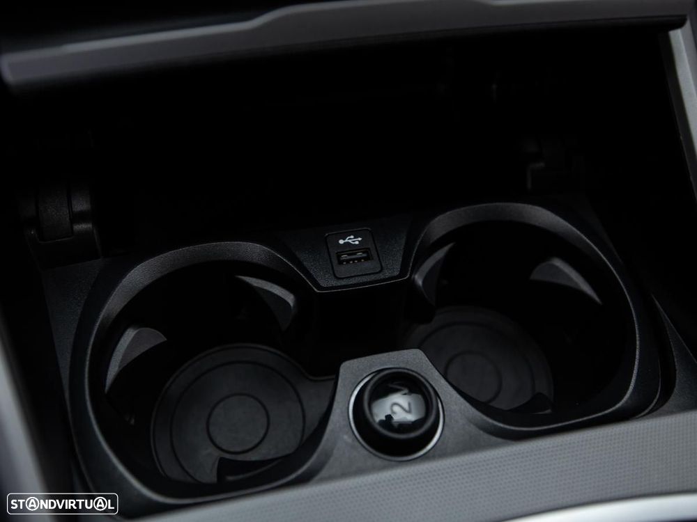 BMW 320 e Auto - 26
