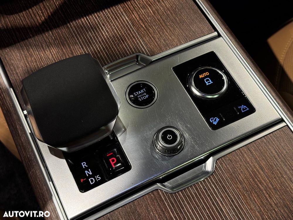 Land Rover Range Rover - 31