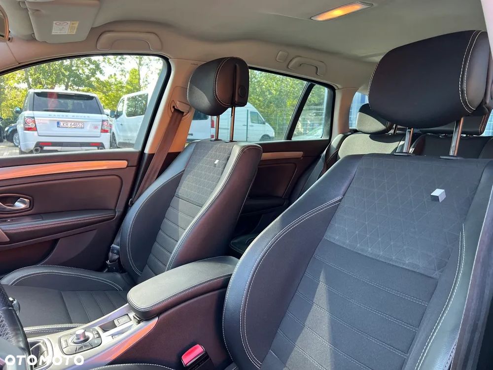 Renault Laguna 2.0 dCi Expression - 10