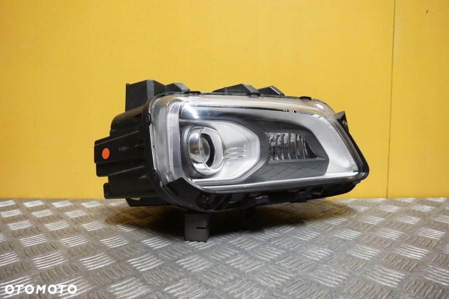 HYUNDAI KONA 2017- REFLEKTOR LAMPA LED PRAWA (A06R) USA