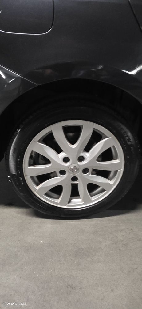 Renault Laguna Break 1.5 dCi Dynamique S - 12