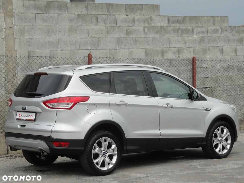 Ford Kuga 2.0 TDCi 4x4 Titanium - 10