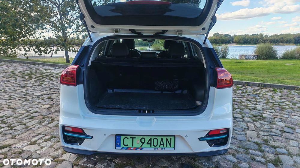 Kia Niro e-Niro 64kWh XL - 4