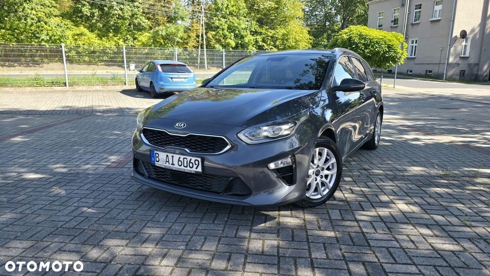 Kia Ceed 1.6 CRDi mHEV Business Line DCT - 8