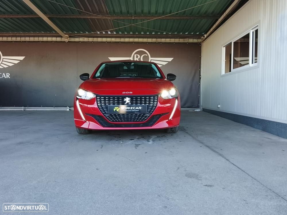 Peugeot 208 2022 photo 3