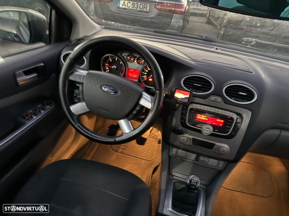 Ford Focus 1.6 TDCi ECOnetic - 12