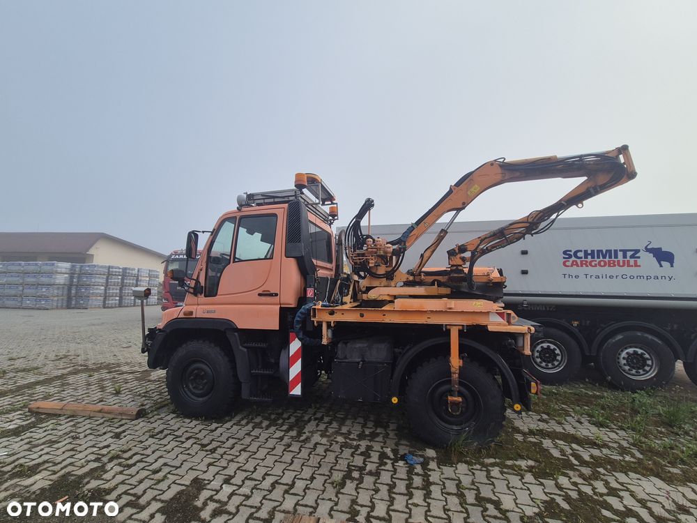Unimog U 300 - 3