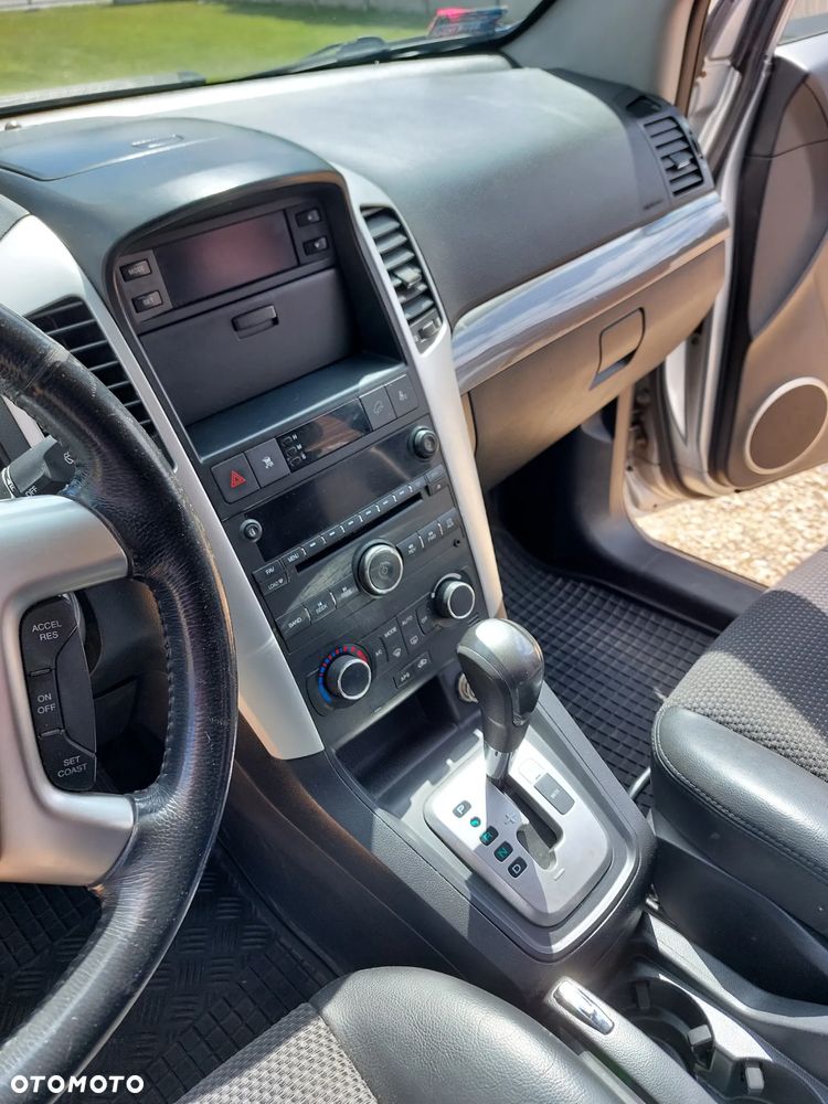 Chevrolet Captiva 2.0 d LT medium - 9
