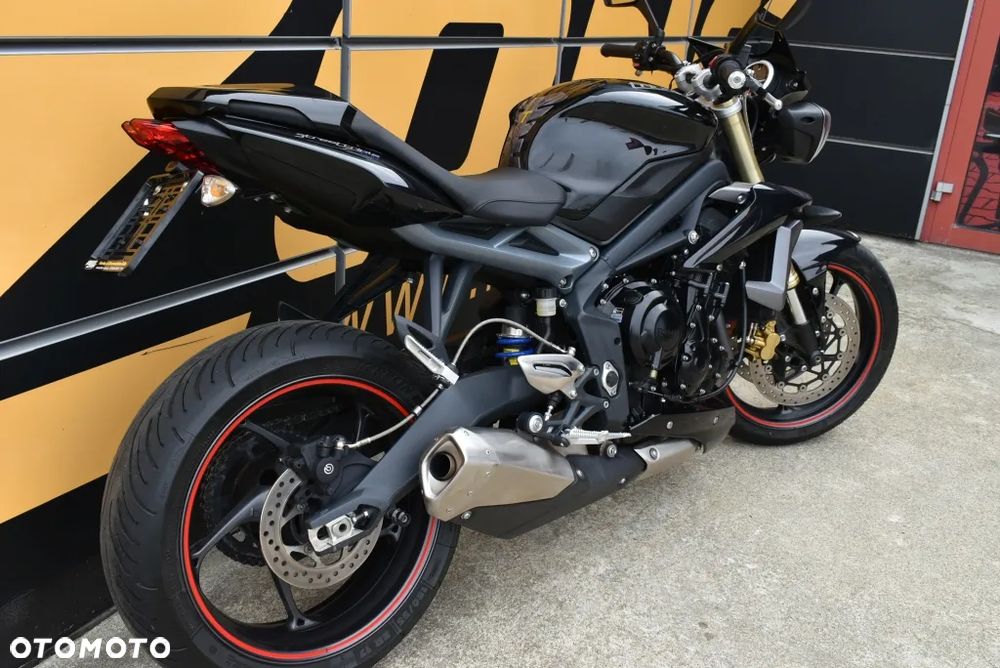 Triumph Street Triple - 29