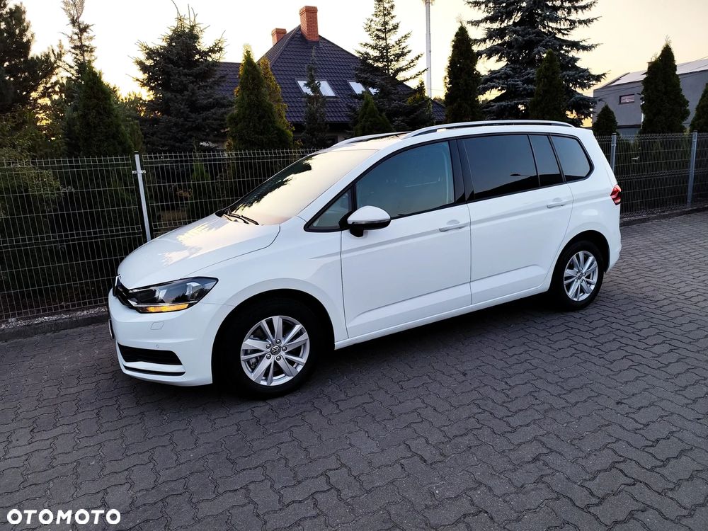 Volkswagen Touran - 9