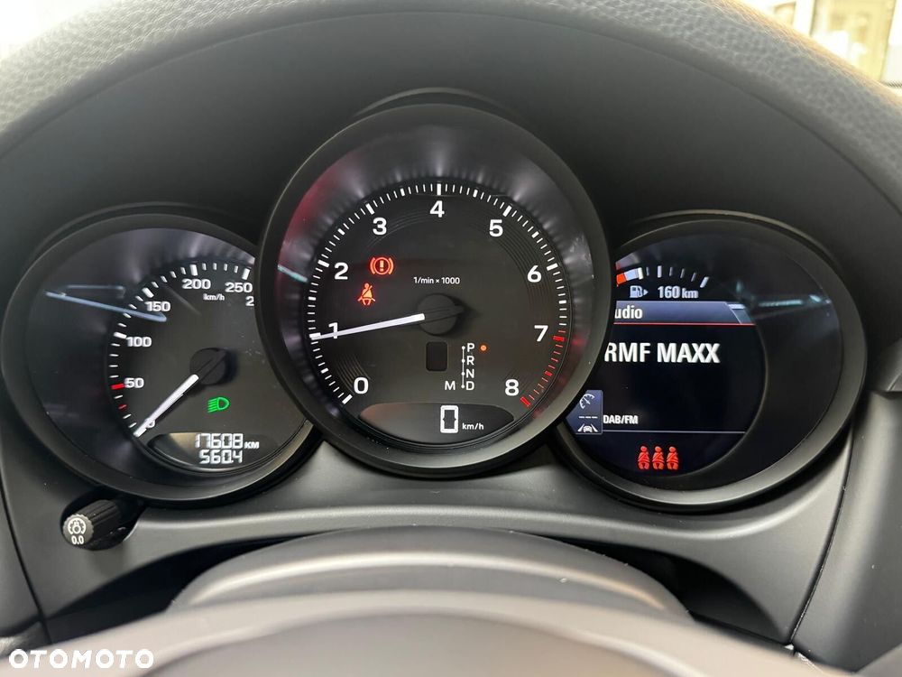 Porsche Macan - 18