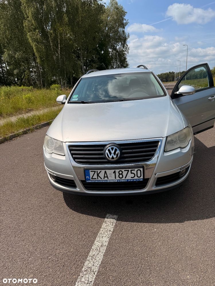 Volkswagen Passat 2.0 TDI Comfortline DSG - 13