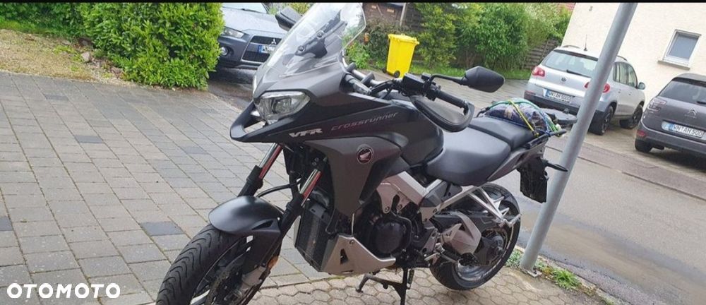Honda VFR - 6