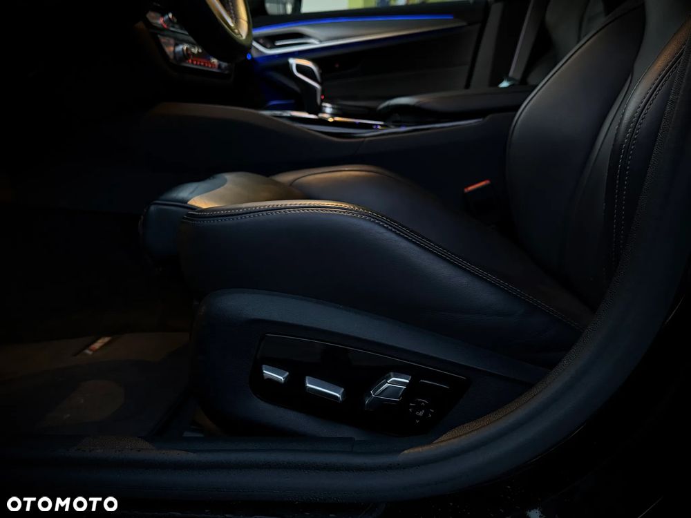 BMW M5 - 25
