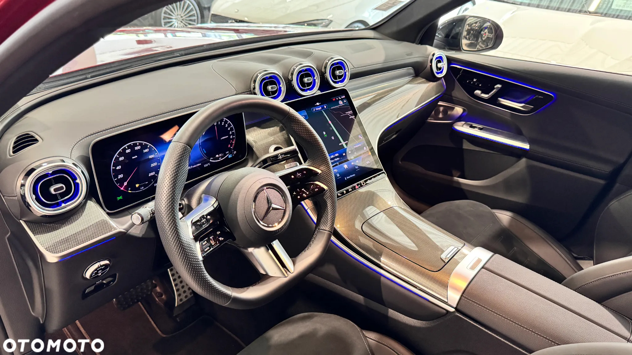 Mercedes-Benz GLC 300 e 4-Matic AMG Line - 12