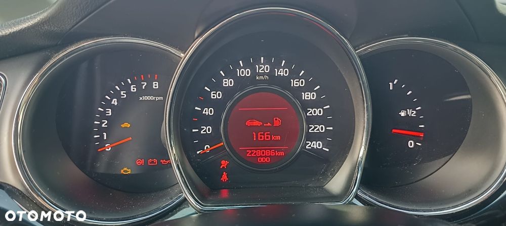 Kia Ceed - 21