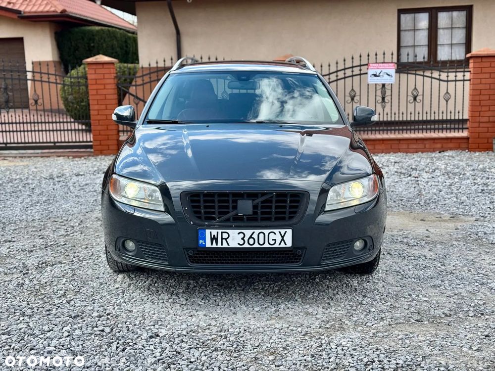 Volvo V70 2.5T Summum - 3