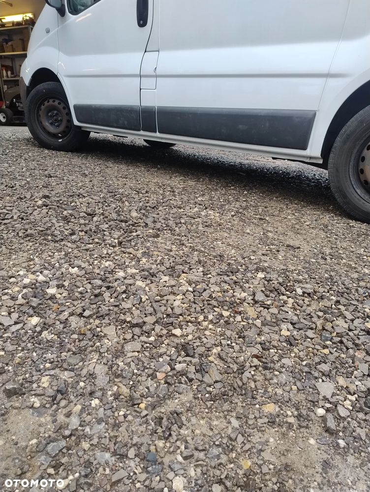 Renault trafic - 16