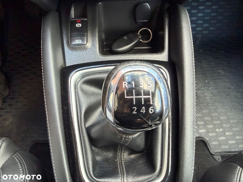 Nissan Qashqai 1.3 DIG-T Acenta - 21