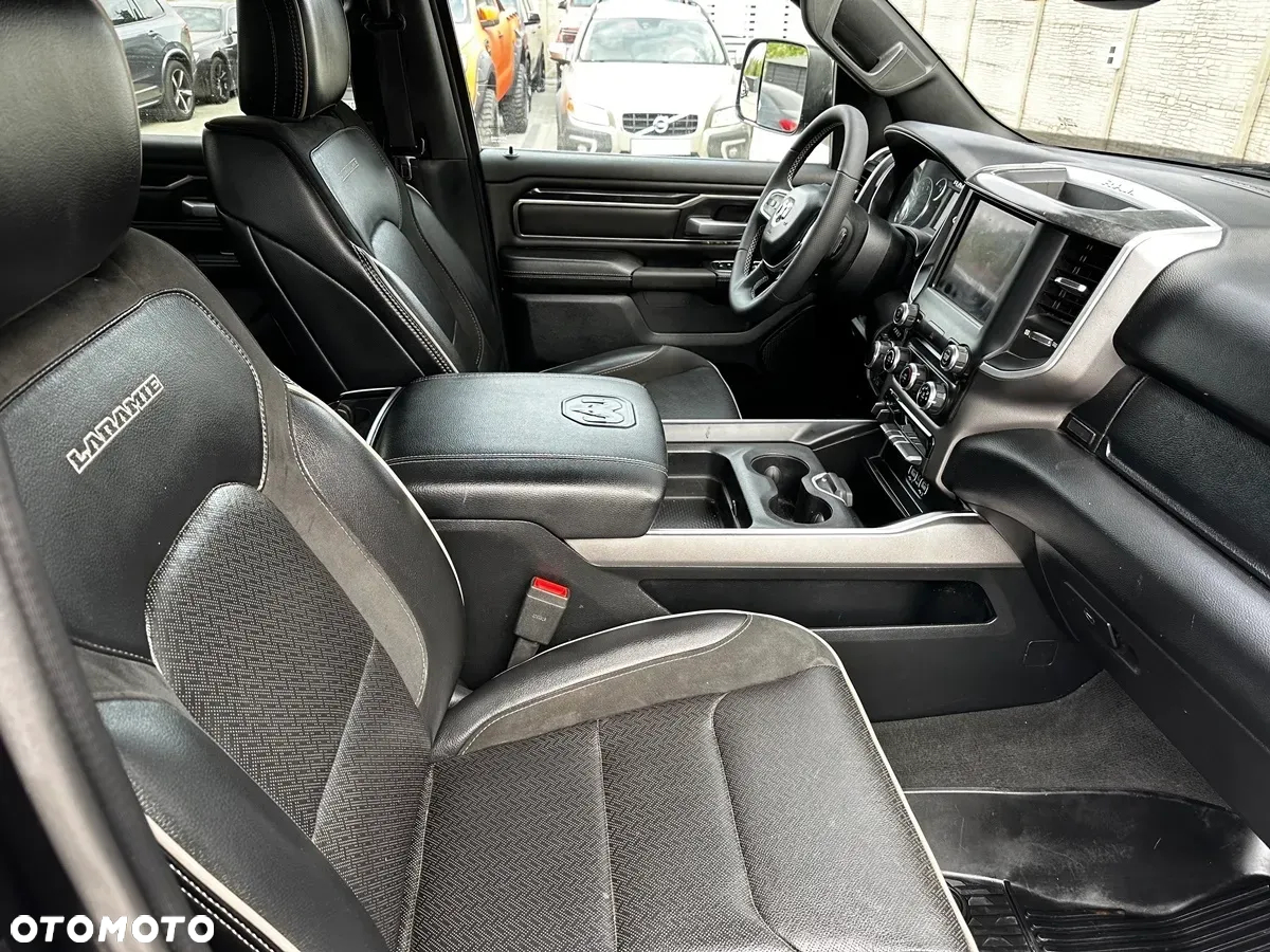 Dodge RAM 1500 5.7 4x4 - 36