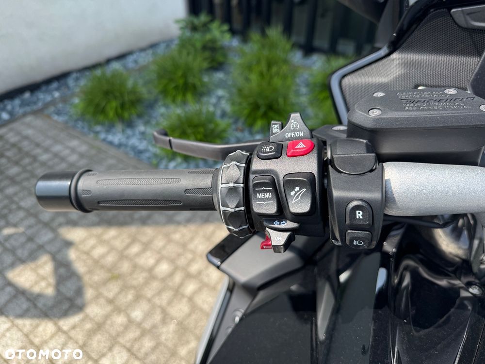 BMW K - 7