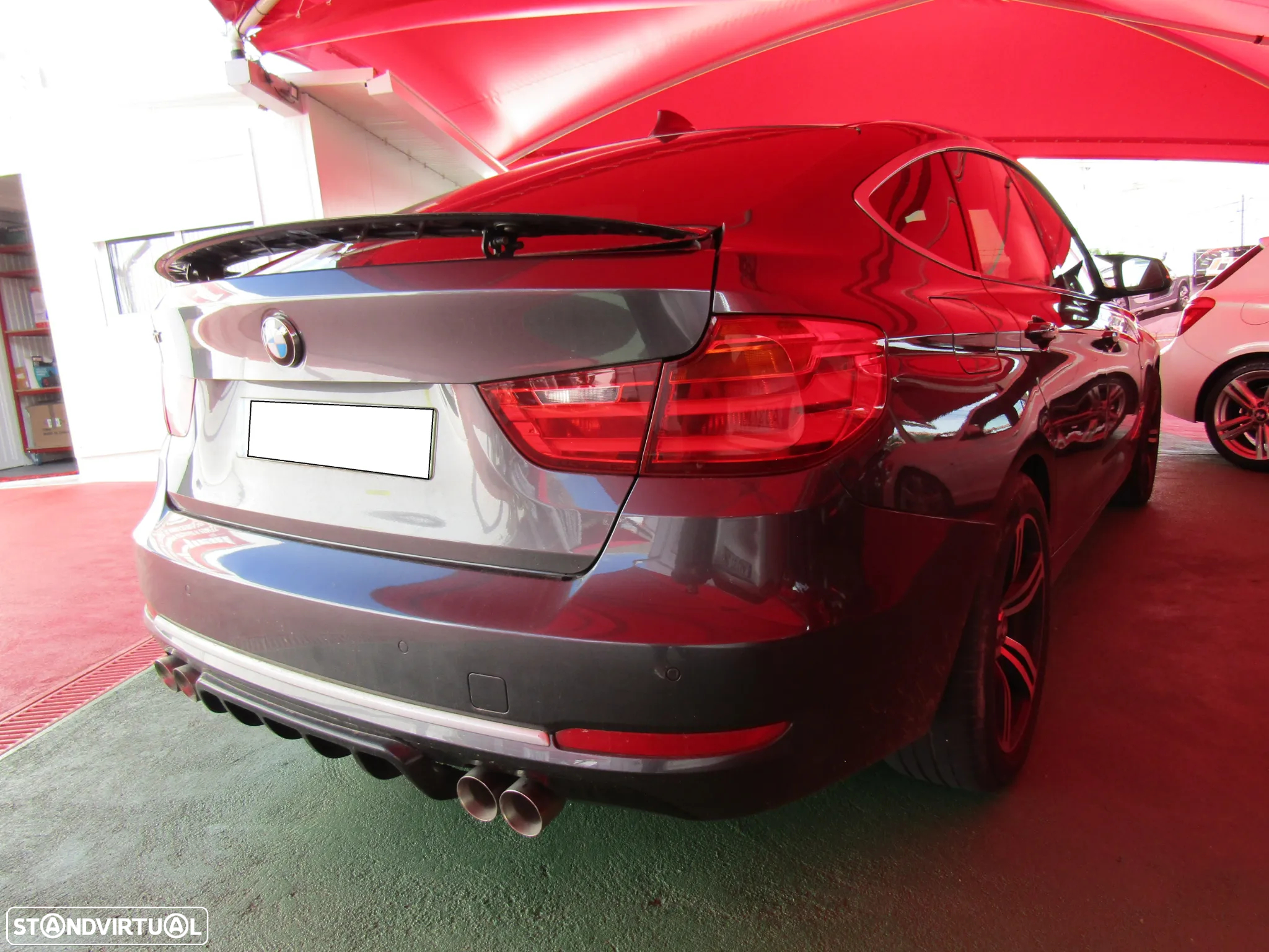 BMW 318 Gran Turismo d Pack M - 25