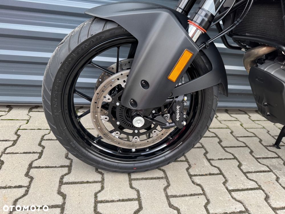 KTM Adventure - 19