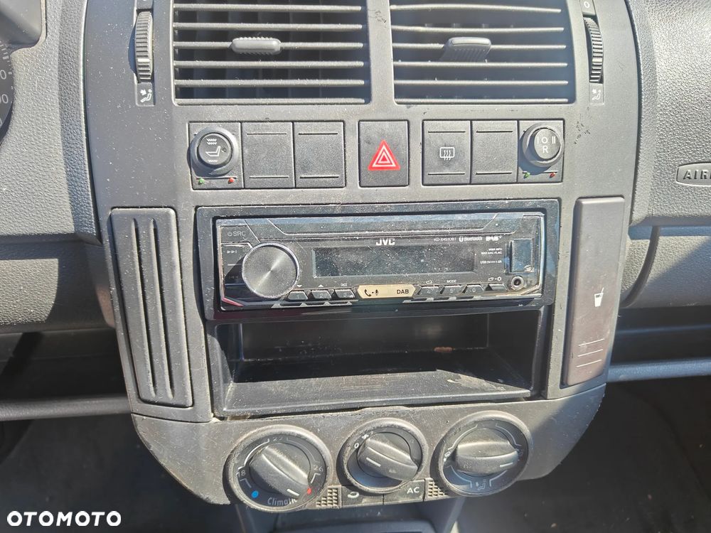 Volkswagen Polo 1.2 Comfortline - 18