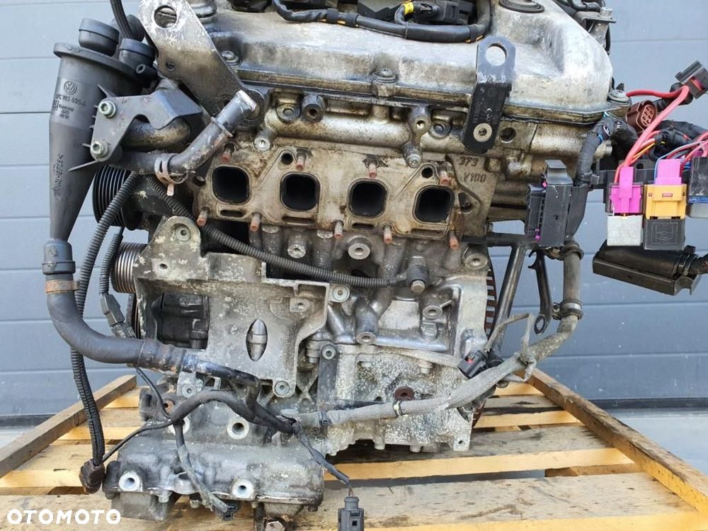 SILNIK KOMPLETNY BDN VW PASSAT B5 W8 - 2