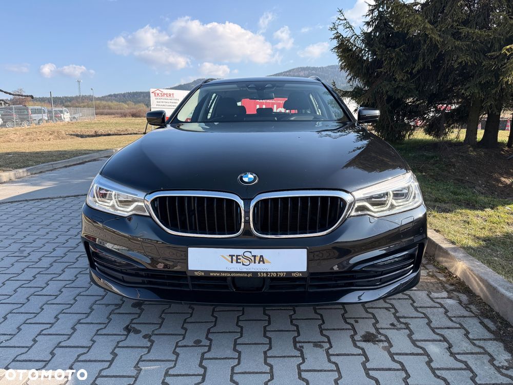 BMW Seria 5 520d xDrive Sport Line sport - 3