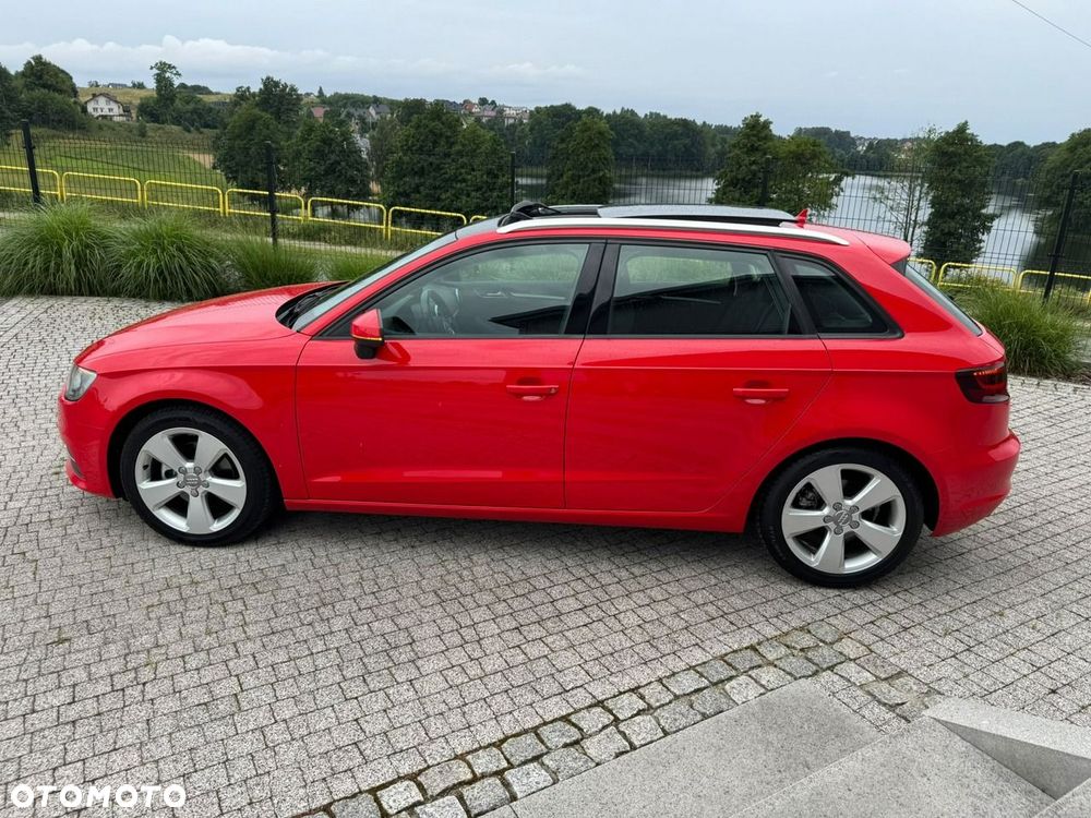 Audi A3 Sportback - 3