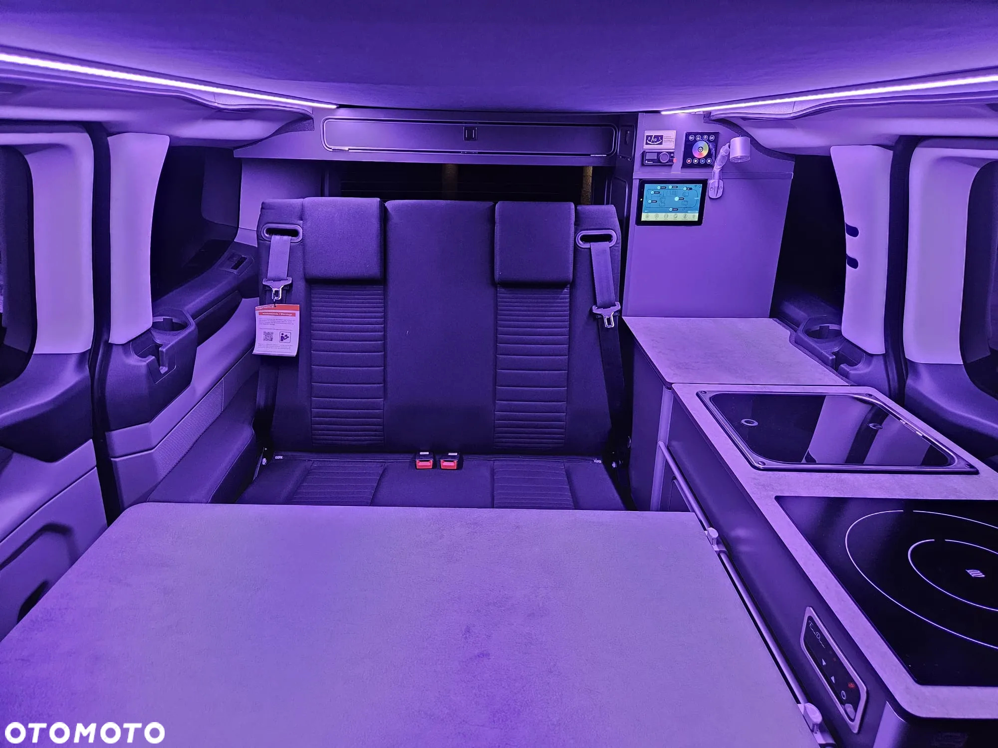 Ford Tourneo Custom 2.0 EcoBlue L1 Titanium - 17