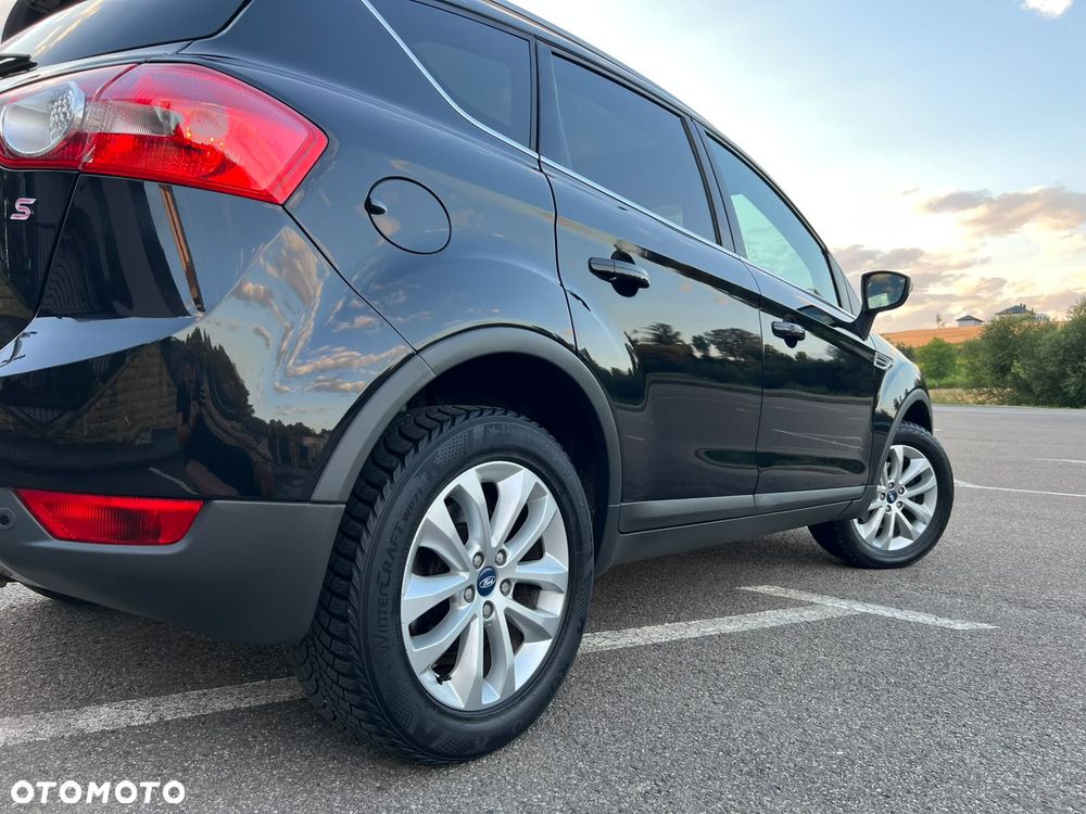 Ford Kuga 2.0 TDCi 4x4 Titanium - 14