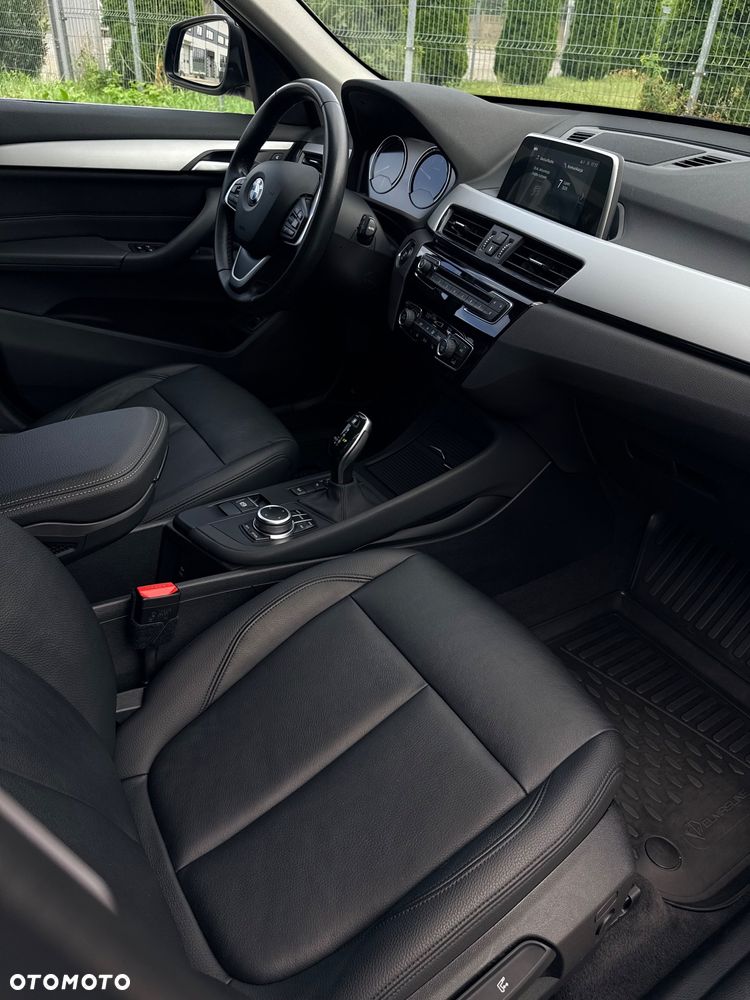 BMW X1 xDrive20d xLine - 32