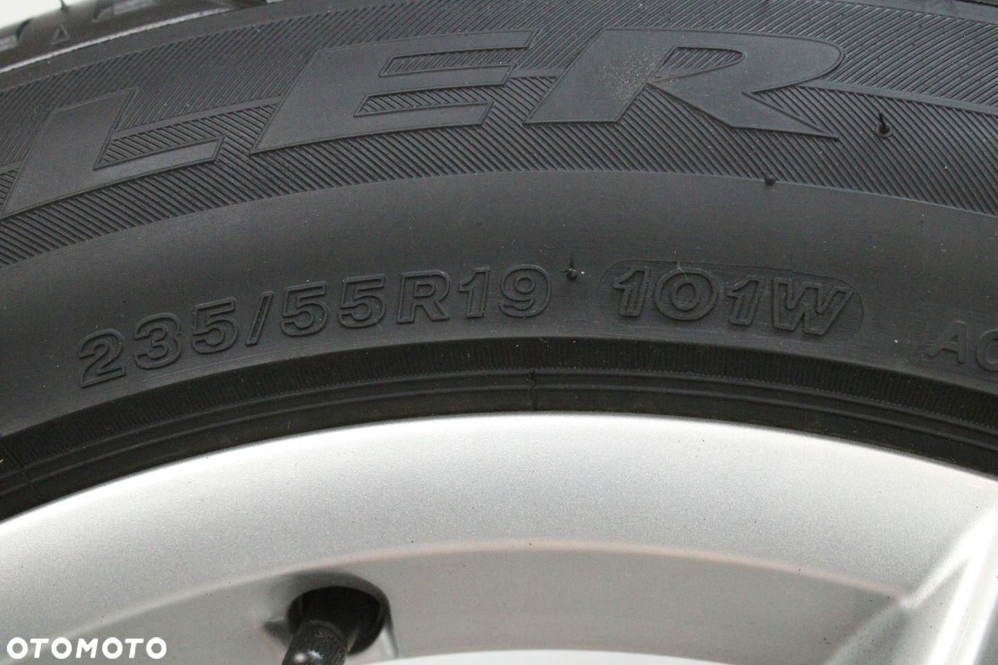 KOŁA FELGI ALUMINIOWE 19" AUDI Q5 8R 8J ET39 235/55/19 BRIDGESTONE 2022r - 11