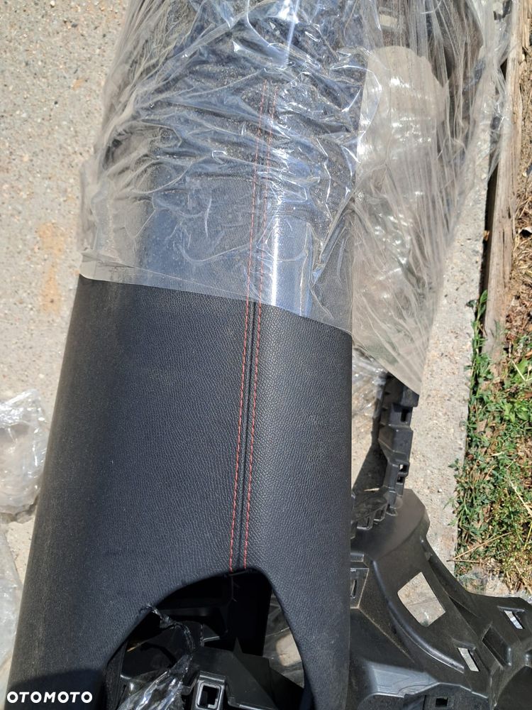 DESKA KONSOLA PULPIT PODUSZKI PASY PEUEGOT 308 II T9 GT - 4