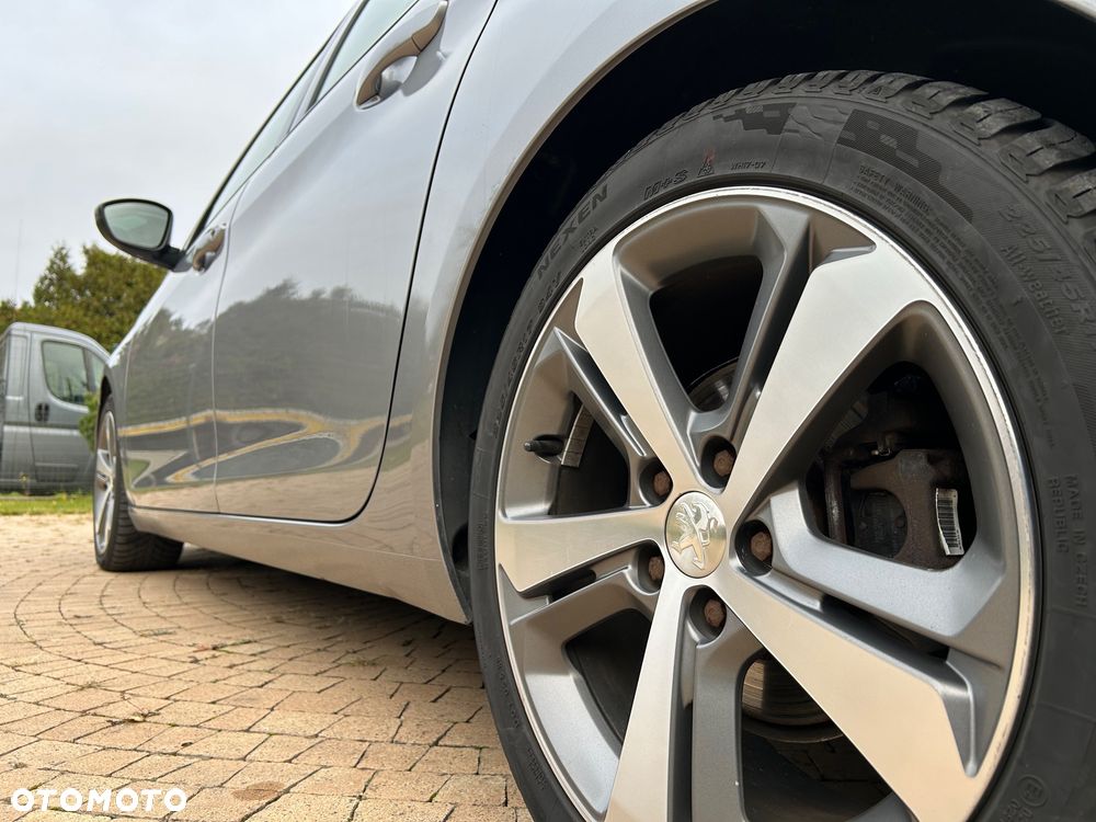 Peugeot 308 BlueHDi 150 Automatik Stop & Start Allure - 36