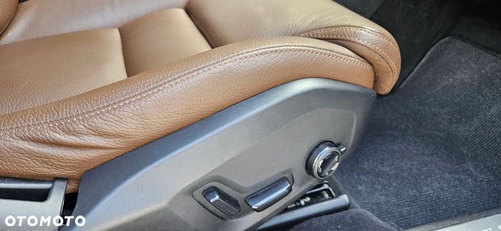 Volvo V90 Cross Country B4 D AWD Pro - 26